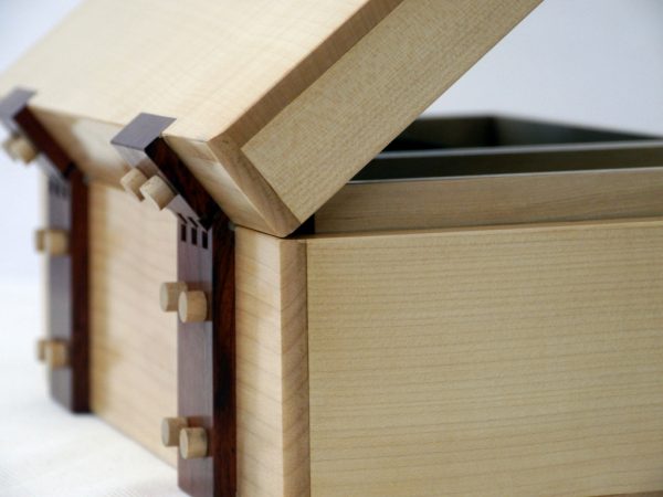 Rosewood and Maple Luxury Jewellery Box