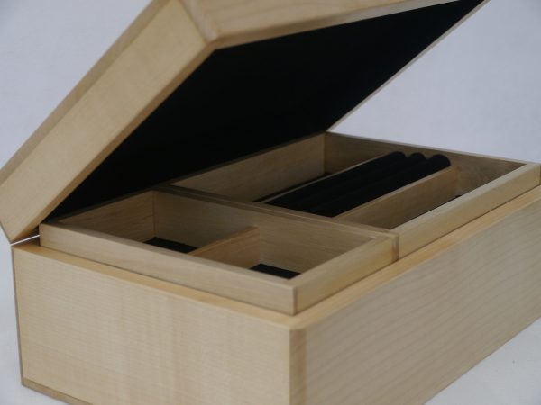 Rosewood and Maple Luxury Jewellery Box - Image 6