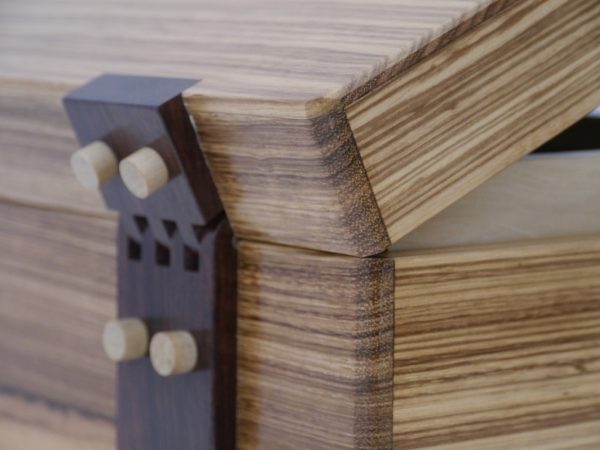 Solid Stripped Sheesham Luxury Jewellery Box - Image 6