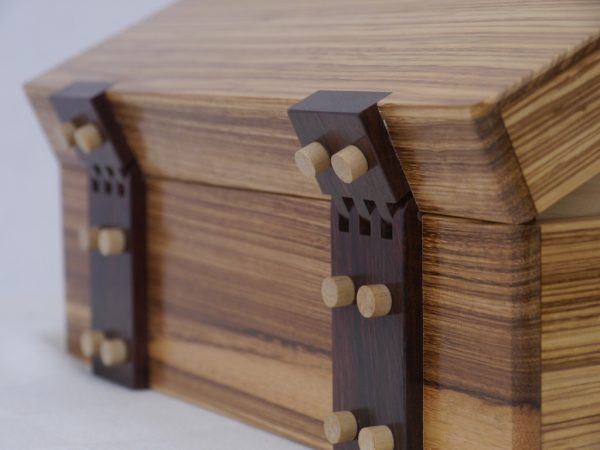 Solid Stripped Sheesham Luxury Jewellery Box - Image 7