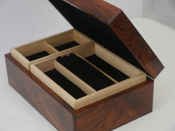 Solid Rosewood and Maple Luxury Jewellery Box 12in - Image 3