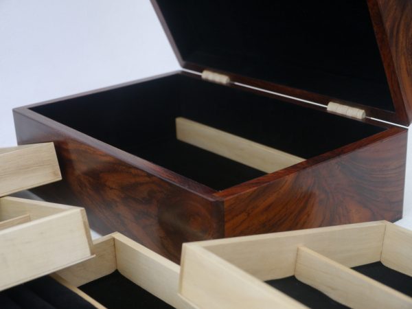 Solid Rosewood and Maple Luxury Jewellery Box 12in - Image 8