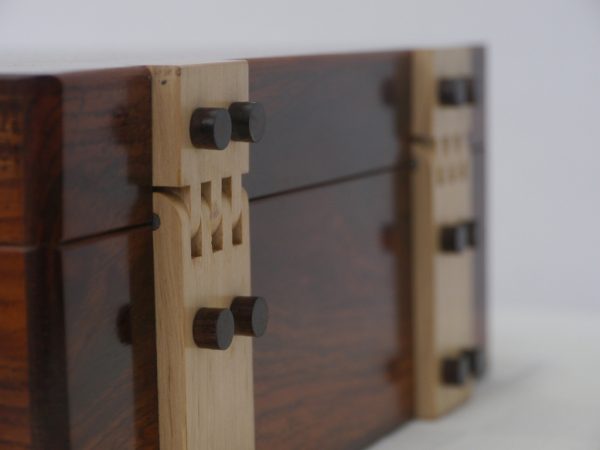 Solid Rosewood and Maple Luxury Jewellery Box 12in - Image 11