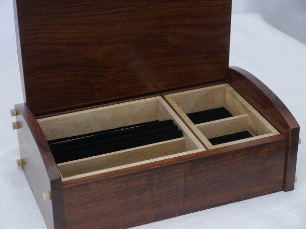 Solid Rosewood and Maple Luxury Jewellery Box 12in - Image 4