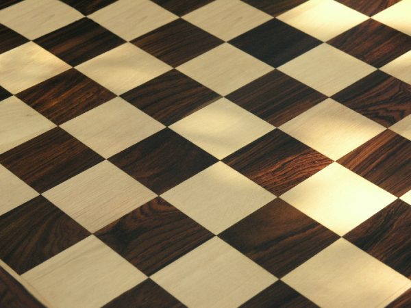Luxury Rosewood Chess Board with 2.2 inch Squares - Image 3
