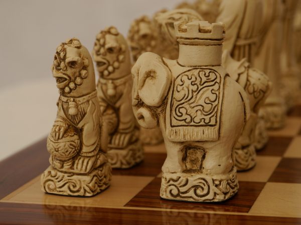 Berkeley Chess Ltd - Mandarin Chess Set - Ivory and Brown - Image 11