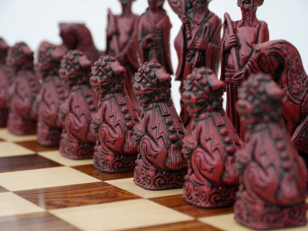 Berkeley Chess Ltd - Mandarin Chess Set - Ivory and Red - Image 7