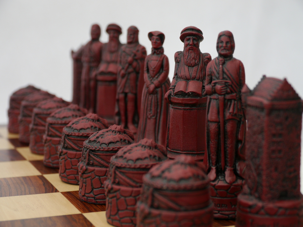 English Chess Pieces by Berkeley - Cardinal Red – Chess House