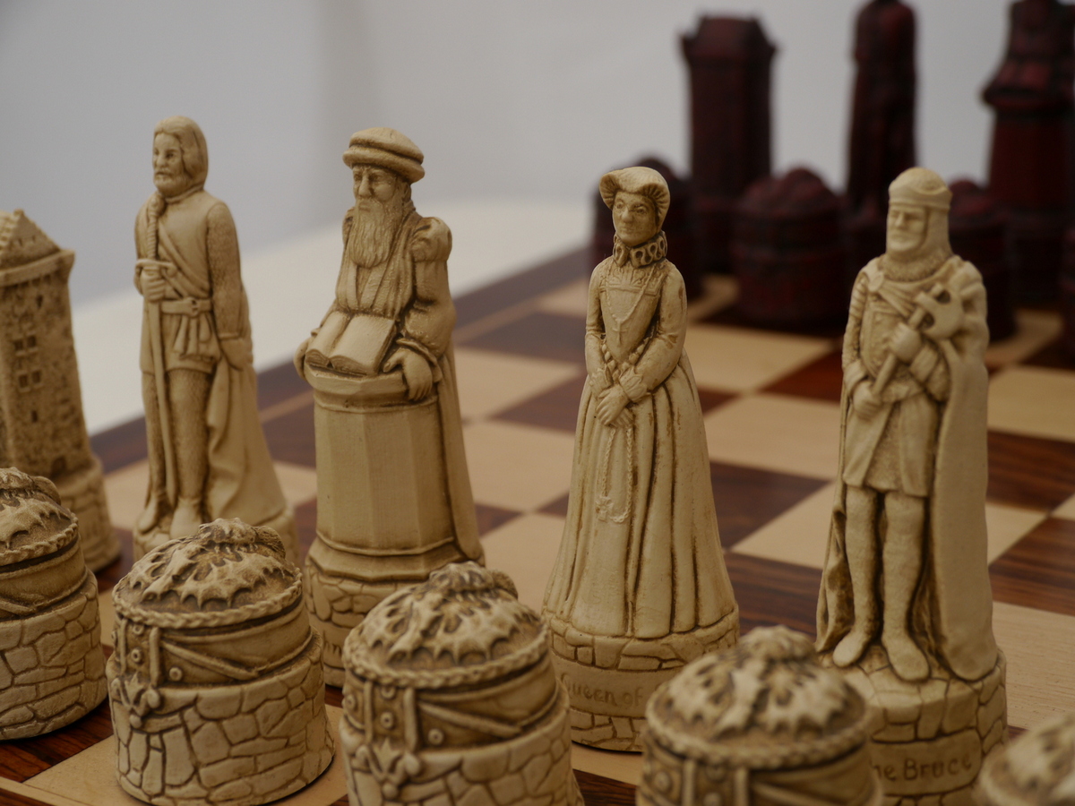 English Chess Pieces by Berkeley - Cardinal Red – Chess House