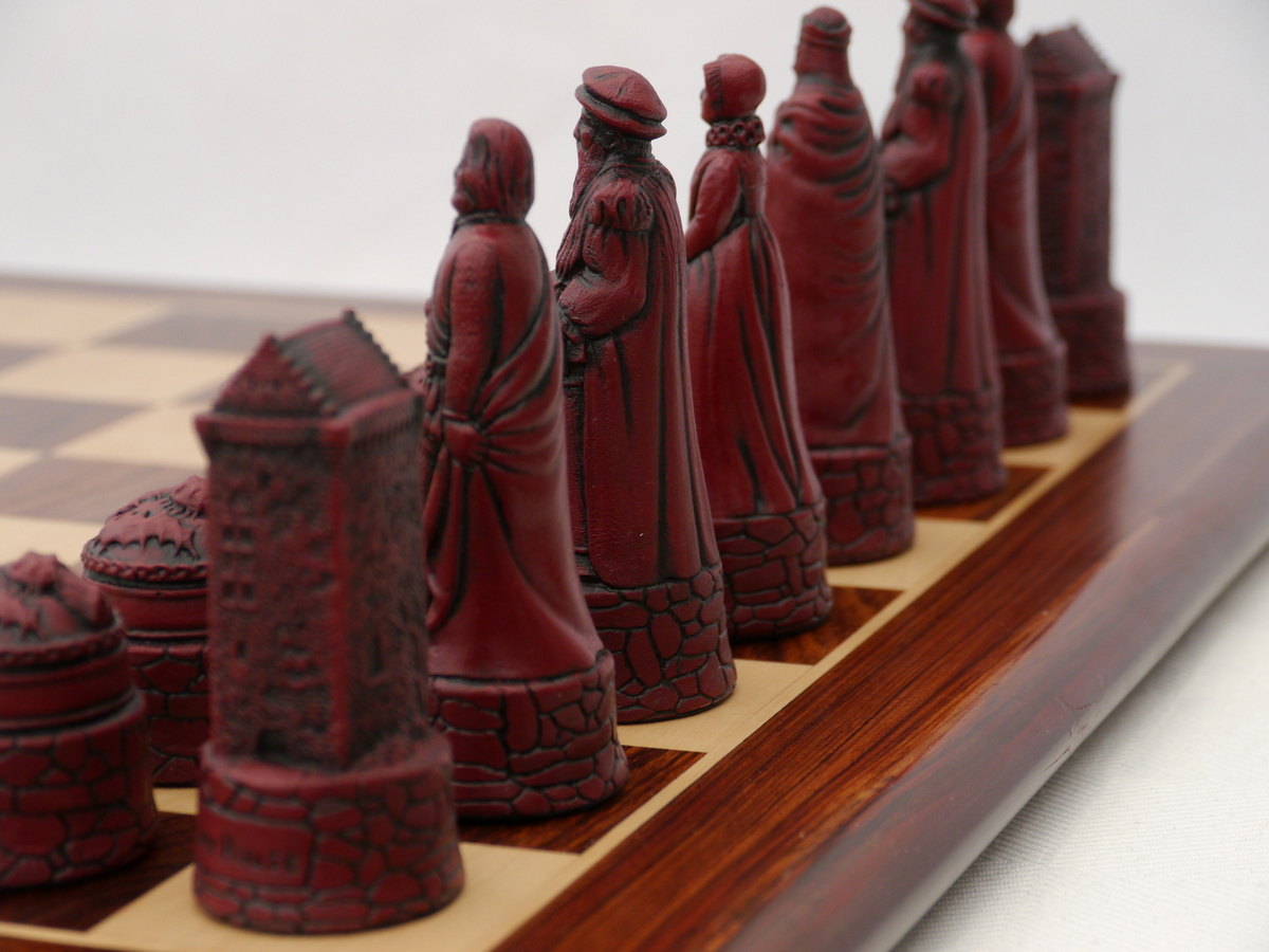 English Chess Pieces by Berkeley - Cardinal Red – Chess House