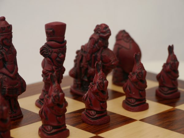 Berkeley Chess Ltd - Alice in Wonderland Chess Set - Ivory and Red - Image 5