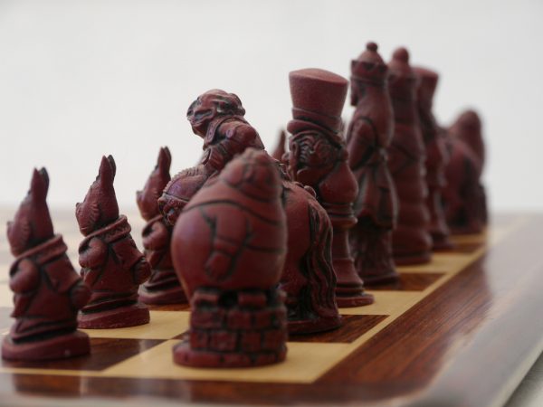 Berkeley Chess Ltd - Alice in Wonderland Chess Set - Ivory and Red - Image 7