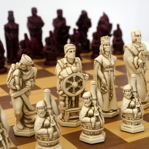 Berkeley Chess Ltd - Christopher Columbus - Ivory and Red