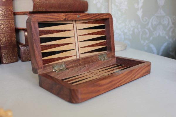 Magnetic Chess, Draughts and Backgammon 8 Inches - Image 8