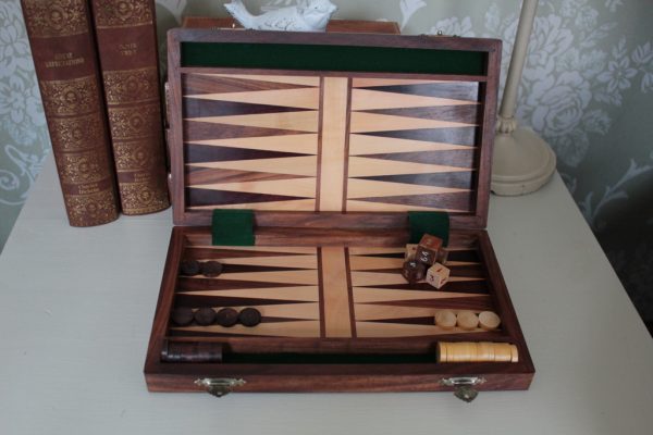 Backgammon 10 Inch or 28cm x 25cm - Image 7