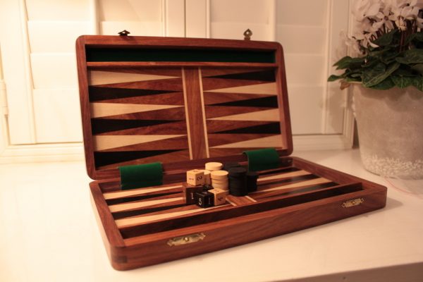 Backgammon 12 Inch or 34cm x 30cm - SH - Image 3