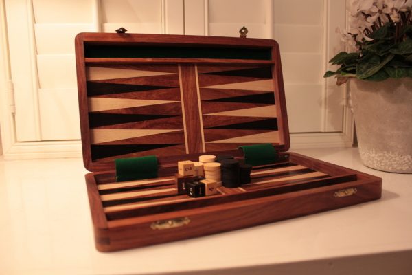 Backgammon 12 Inch or 34cm x 30cm - SH - Image 4