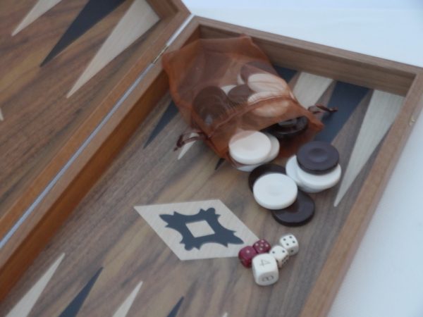 Manopoulos Backgammon - in Walnut with Black and Oak Points - 50cm