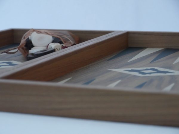 Manopoulos Backgammon - in Walnut with Black and Oak Points - 50cm - Image 7