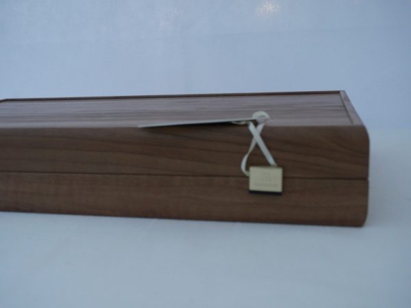 Manopoulos Backgammon - in Walnut with Black and Oak Points - 50cm - Image 10