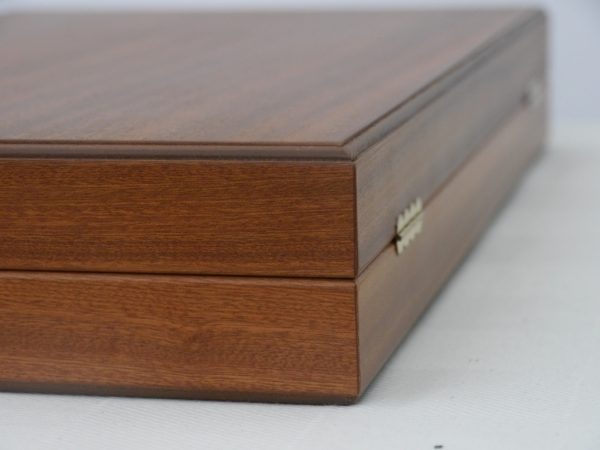 Manopoulos Backgammon - in Mahogany with Wenge and Oak Points - 60cm - Image 7