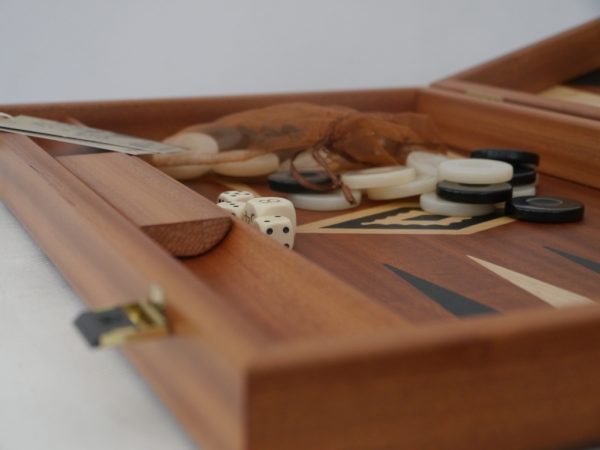 Manopoulos Backgammon - in Mahogany with Wenge and Oak Points - 60cm - Image 8