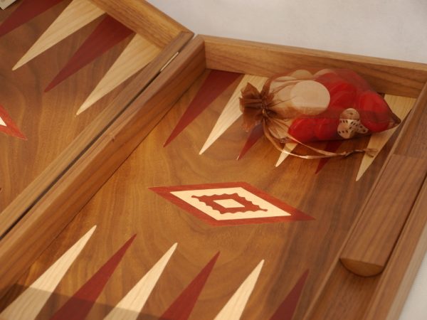 Manopoulos Backgammon - in Walnut with Red and Oak Points - 60cm - Image 6