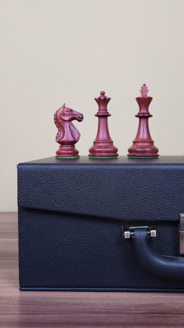 Chess Case in Leather - Double Queens - to 4.75 inch King
