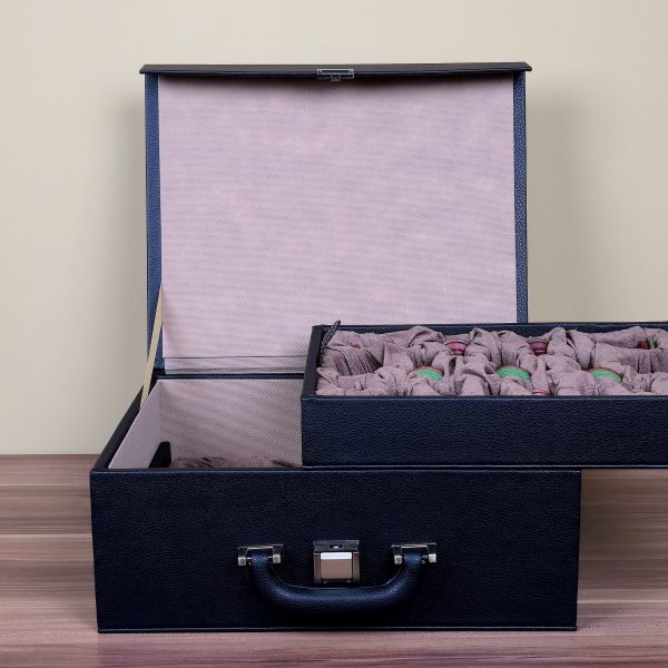 Chess Case in Leather - Double Queens - to 4.75 inch King - Image 8