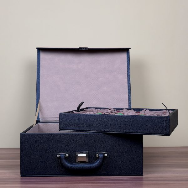 Chess Case in Leather - Double Queens - to 4.75 inch King - Image 10