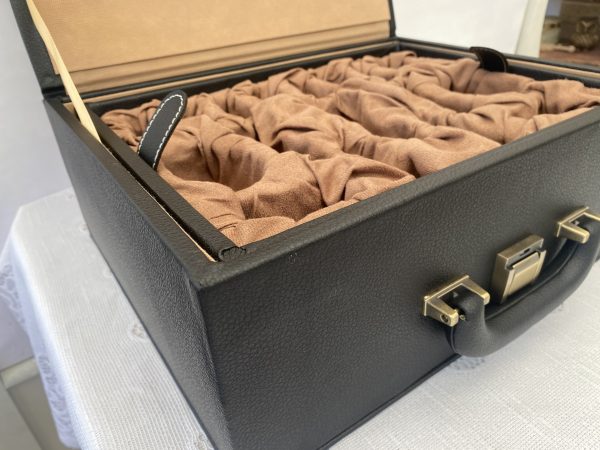 Chess Case in Leather - Double Queens - to 4.75 inch King - Image 13