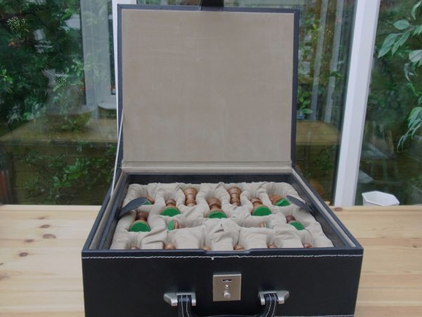 Leather Luxury Chess Case - Double Queens up to 4.25 inch King - Image 10