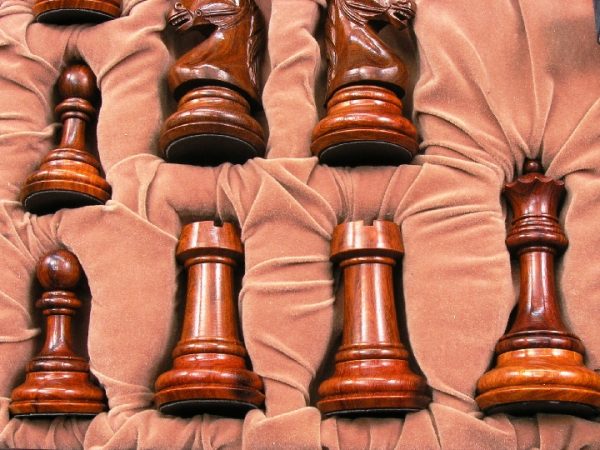 Leather Luxury Chess Case - Single Queens up to 4 inch King - Image 7
