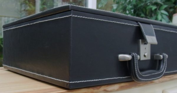 Chess Case in Leather - Double Queens - to 4.75 inch King - Image 8