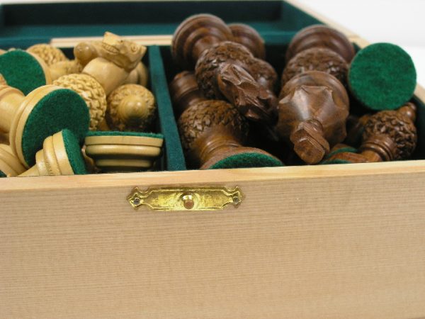 Solid Wood Chess Case 10 x 7 x 4 inches - Image 8