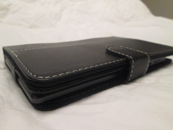 Leather Chess Computer Cover - Image 10