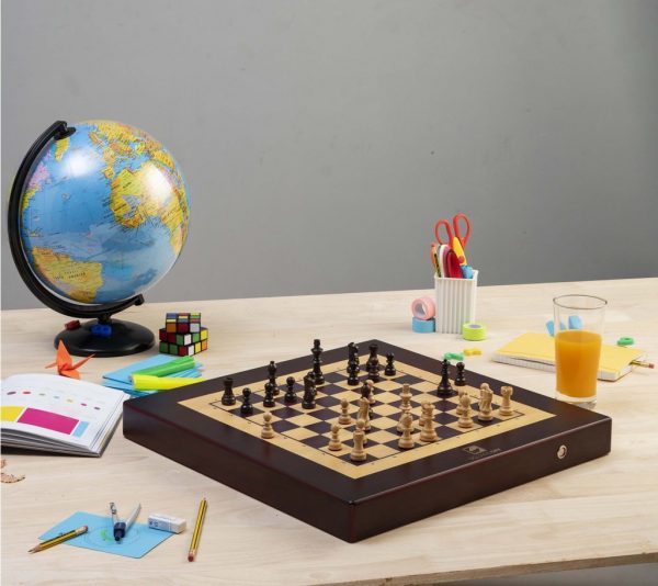 SquareOff - Worlds Smartest Chess Computer - Kingdom Edition - Image 9