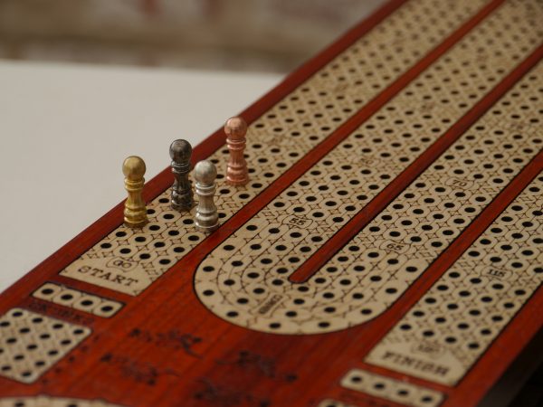 Cribbage 4 Track in Redwood
