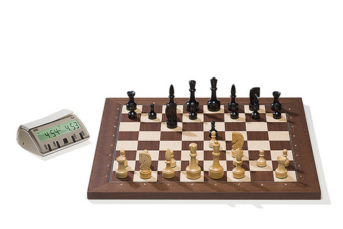 Rosewood DGT Electronic Chessboard (E-Board) USB Port Version. Design Pieces