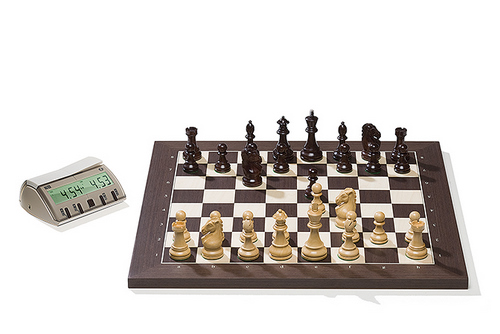 Wenge DGT Electronic Chessboard (E-Board) USB Port Version. Royal Pieces