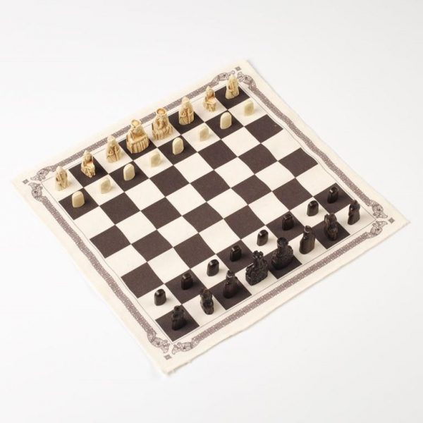 Isle of Lewis Draughts and Chess - Image 2