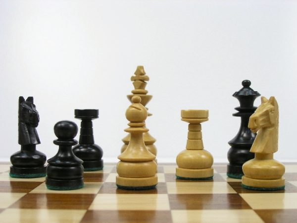 Philippino Black Staunton Chess Set - Image 5