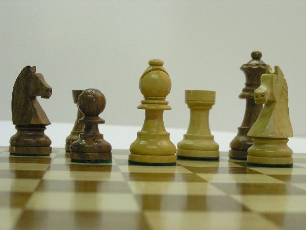 Cute Staunton in Sheesham Chess Set - Image 7