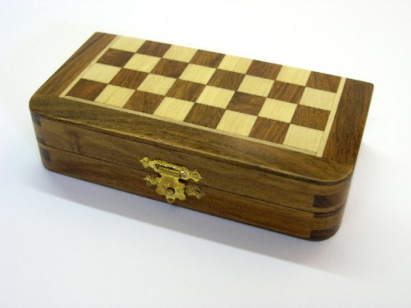 Compact Magnetic Travel Chess Set - Image 4