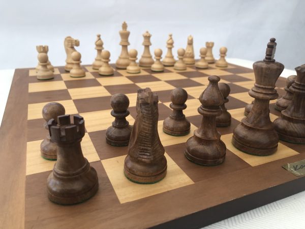American Staunton with 4in King Chess Set