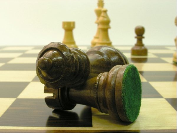 American Staunton with 4in King Chess Set - Image 2