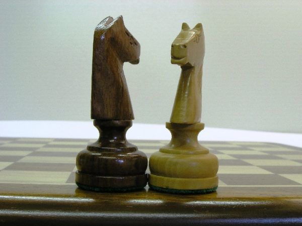 Polish Staunton in Sheesham Wood Chess Pieces - Image 8