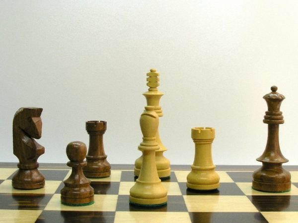 Weighted Russian Special with 4.25 inch King Chess Set - Image 3