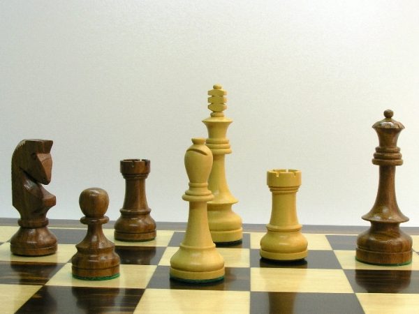 Weighted Russian Special with 4.25 inch King Chess Set - Image 4