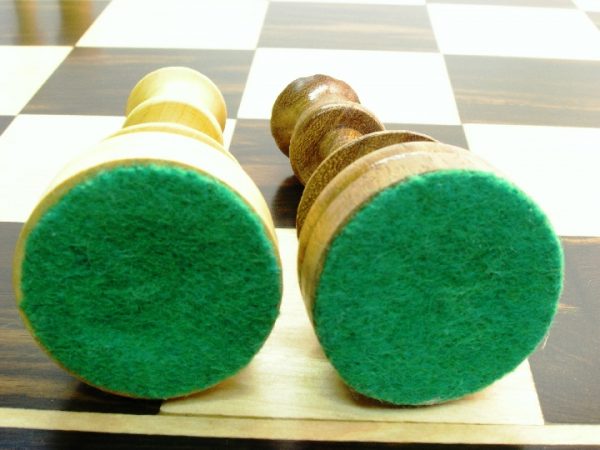 Weighted Russian Special with 4.25 inch King Chess Set - Image 5